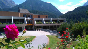 Отель Tulai 104E  Scuol